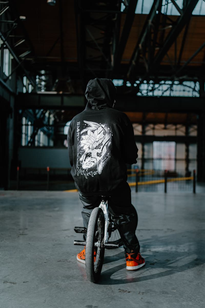 NISHIKIGOI HOODIE UNISEX image 2