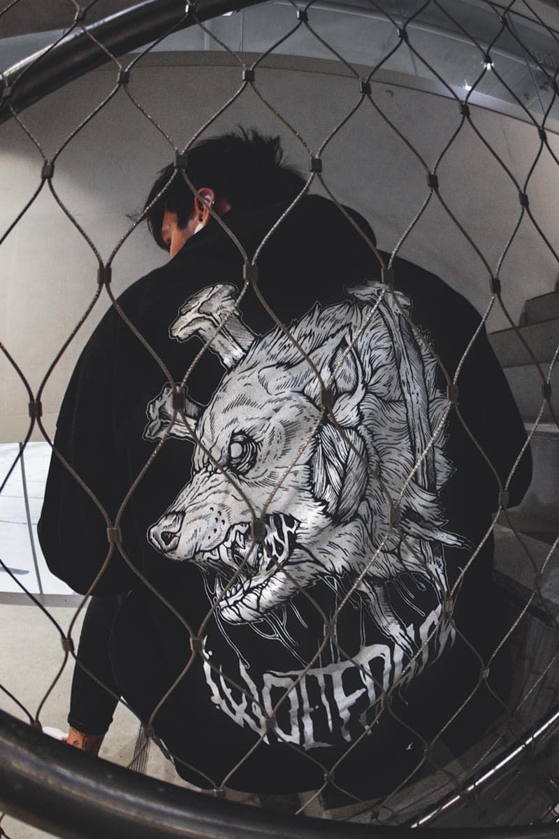 UNDEAD HOODIE UNISEX image 2