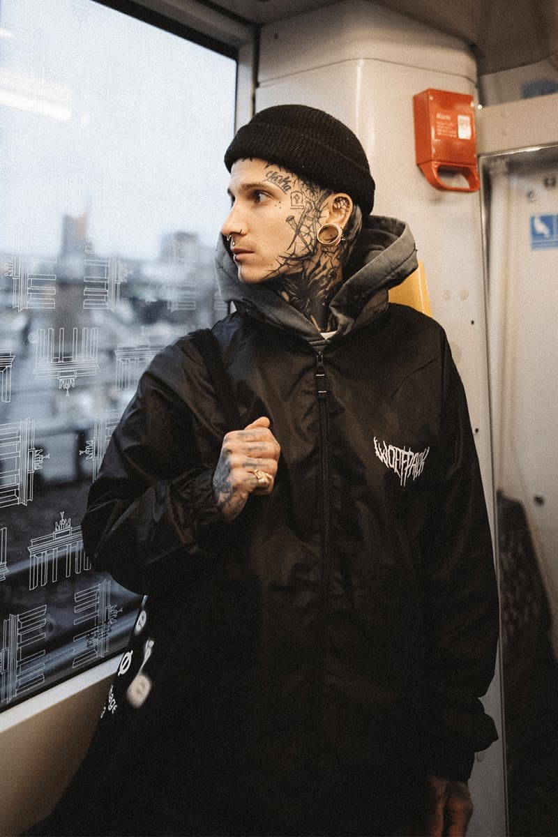 WOLFPACK WINDBREAKER UNISEX image 2