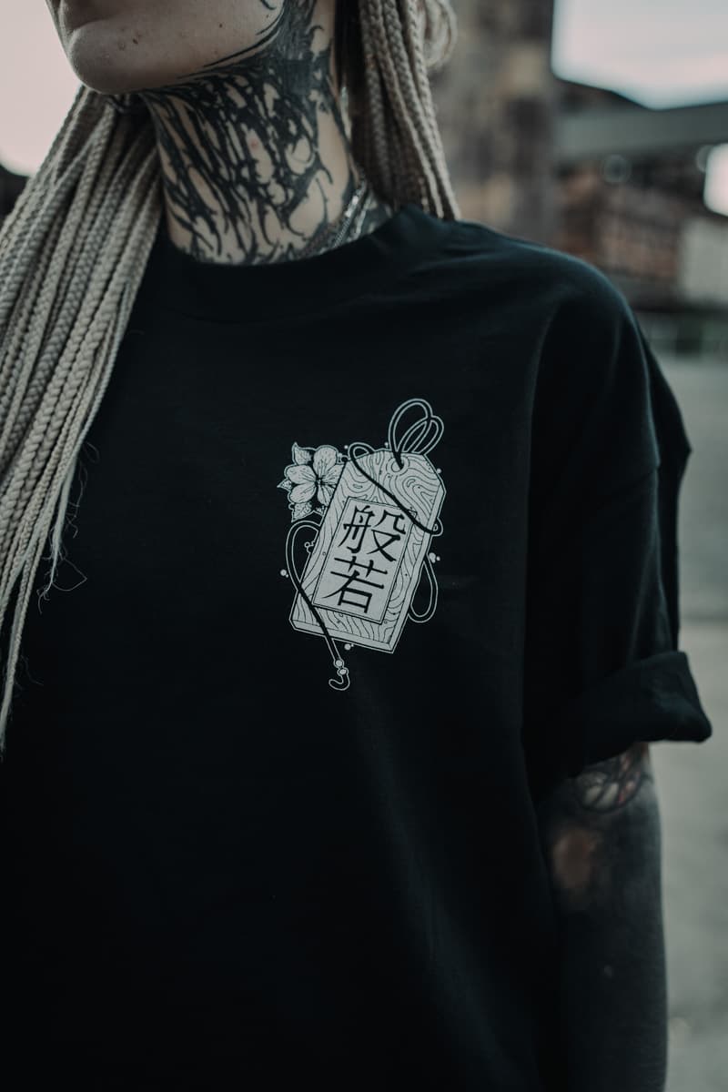 HANNYA OVERSIZED TEE UNISEX image 6