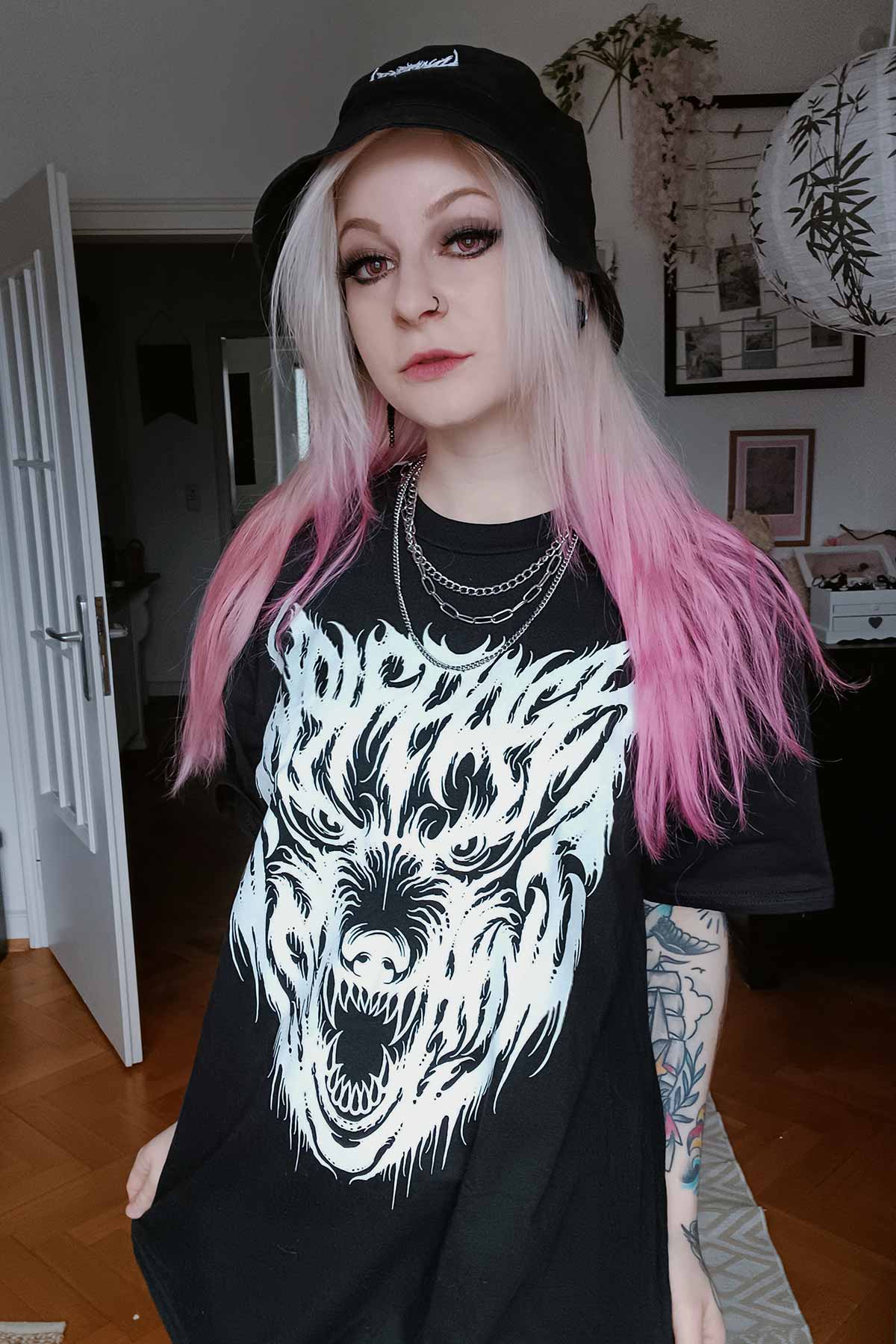 CORE WOLF TEE UNISEX image 3