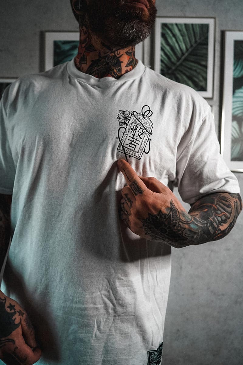 White t-shirt with HANNYA TEE UNISEX print - Wolfpack Clothing