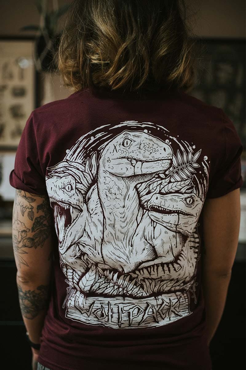 Burgundy t-shirt with THE HUNTERS TEE UNISEX print - Wolfpack Clothing