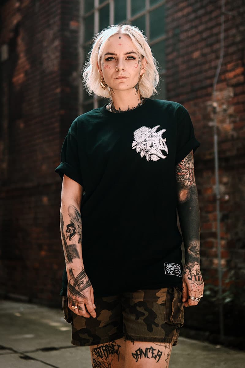 TRICERATOPS TEE UNISEX image 5