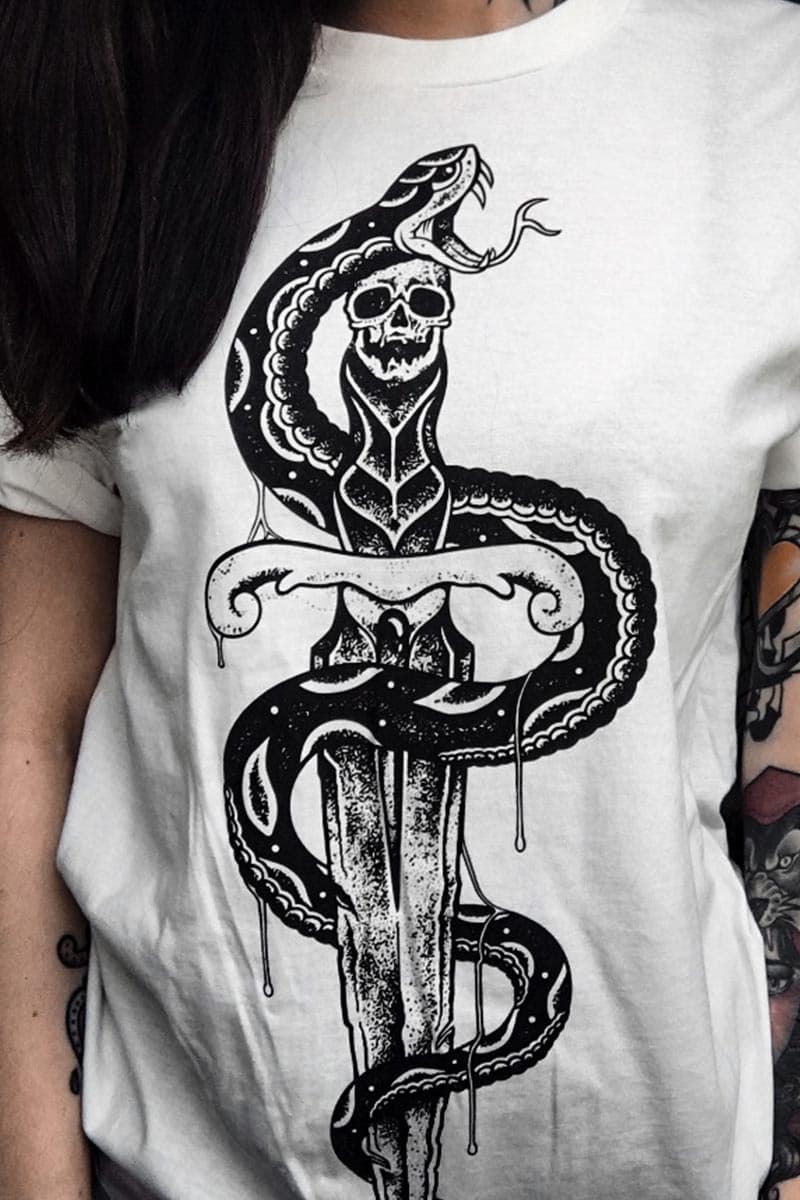 White t-shirt with VENOM TEE UNISEX print - Wolfpack Clothing
