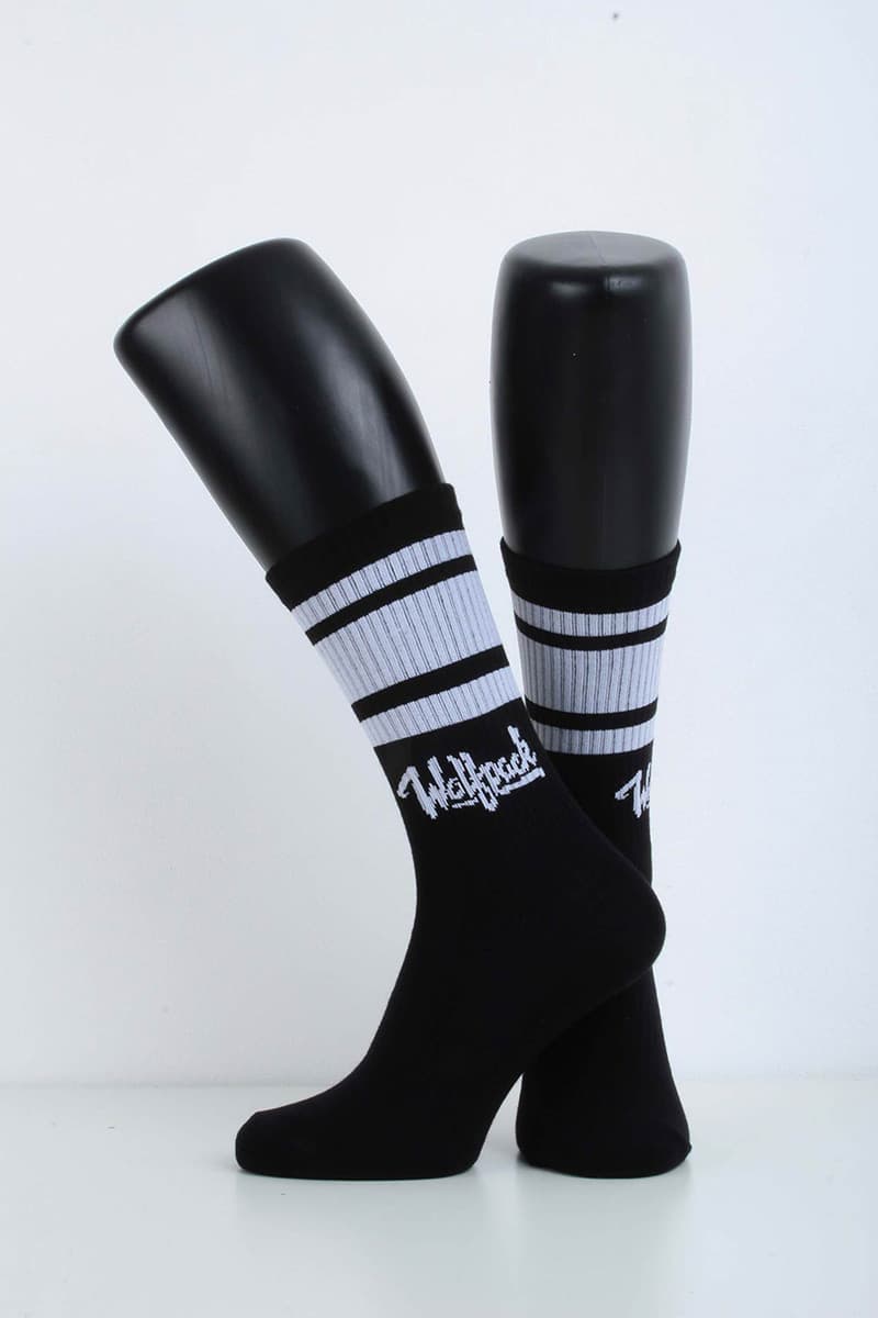 WOLFPACK CREW SOCKS image 1 WOLFPACK CREW SOCKS image 1