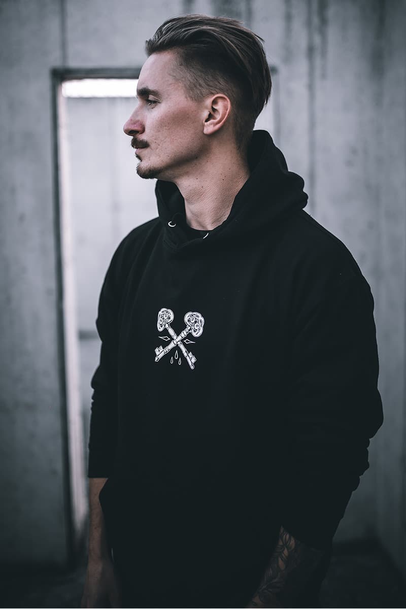 NIGHT OWL HOODIE UNISEX image 3 NIGHT OWL HOODIE UNISEX image 3