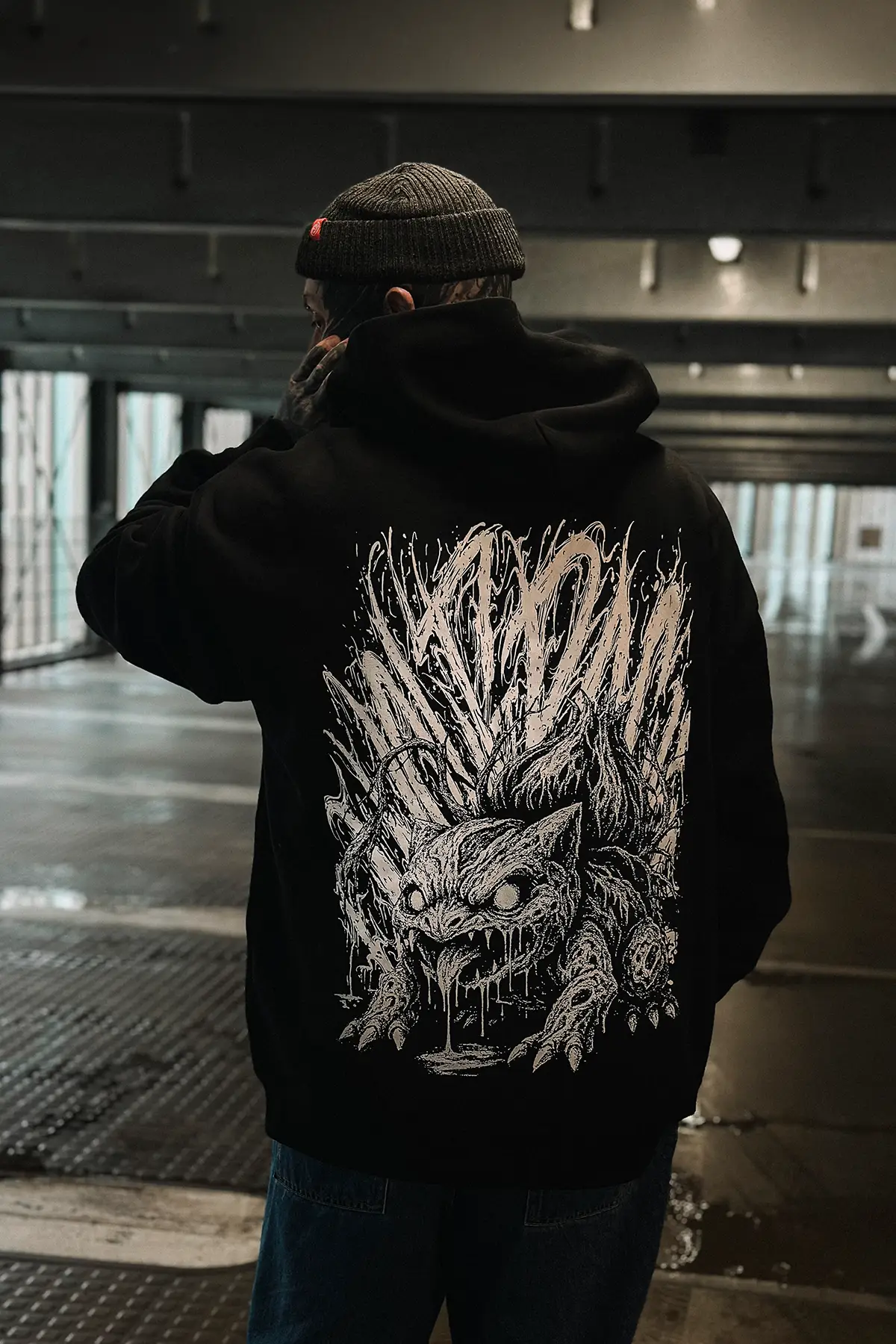 GRAVEBACK ZIP HOODIE image 2 GRAVEBACK ZIP HOODIE image 2