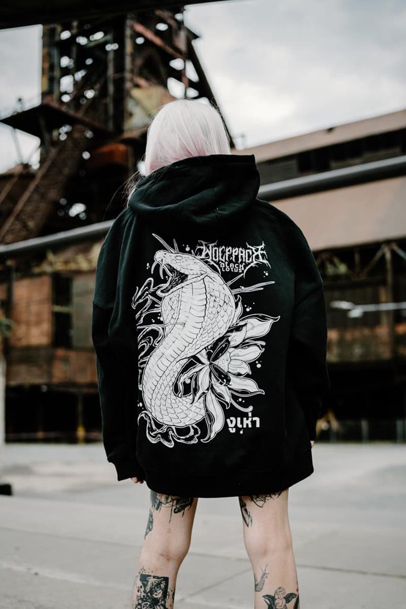 SERPENT OF SIAM OVERSIZED HOODIE UNISEX image 2 SERPENT OF SIAM OVERSIZED HOODIE UNISEX image 2