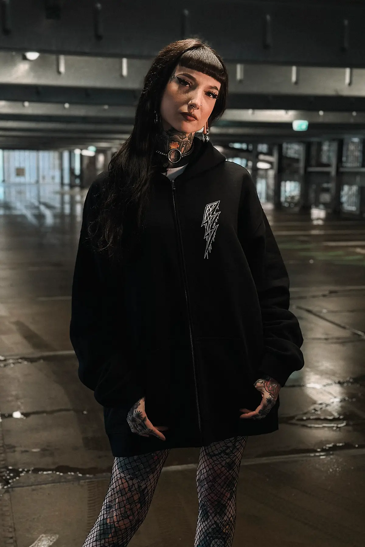 VOLTGNAW ZIP HOODIE image 4 VOLTGNAW ZIP HOODIE image 4