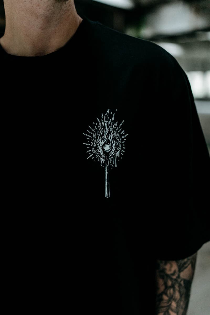 HELL WITHIN OVERSIZED TEE UNISEX image 5 HELL WITHIN OVERSIZED TEE UNISEX image 5