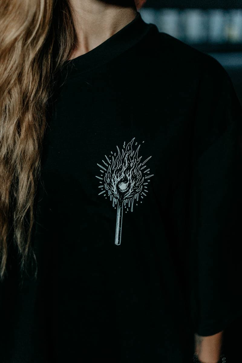 HELL WITHIN OVERSIZED TEE UNISEX image 9 HELL WITHIN OVERSIZED TEE UNISEX image 9