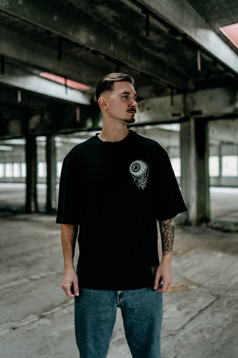 INNER EYE OVERSIZED TEE UNISEX image 4 INNER EYE OVERSIZED TEE UNISEX image 4