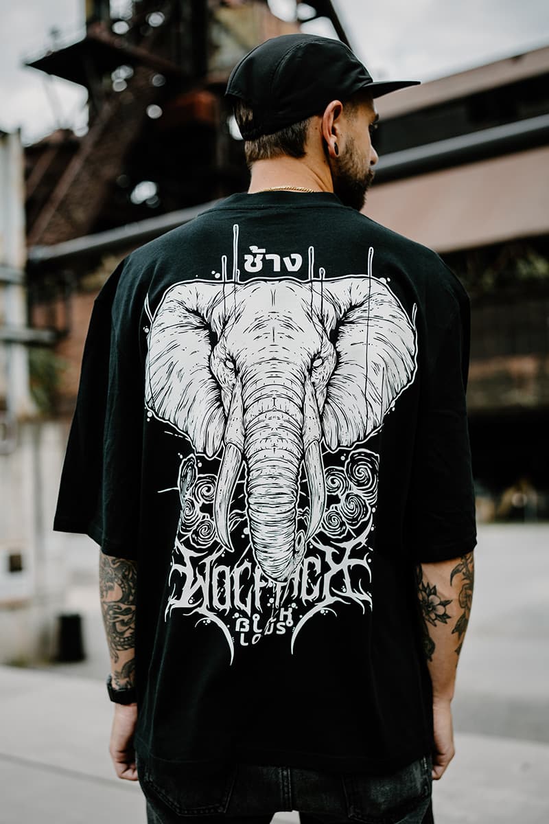 ROYAL TUSKS OVERSIZED TEE UNISEX image 7 ROYAL TUSKS OVERSIZED TEE UNISEX image 7