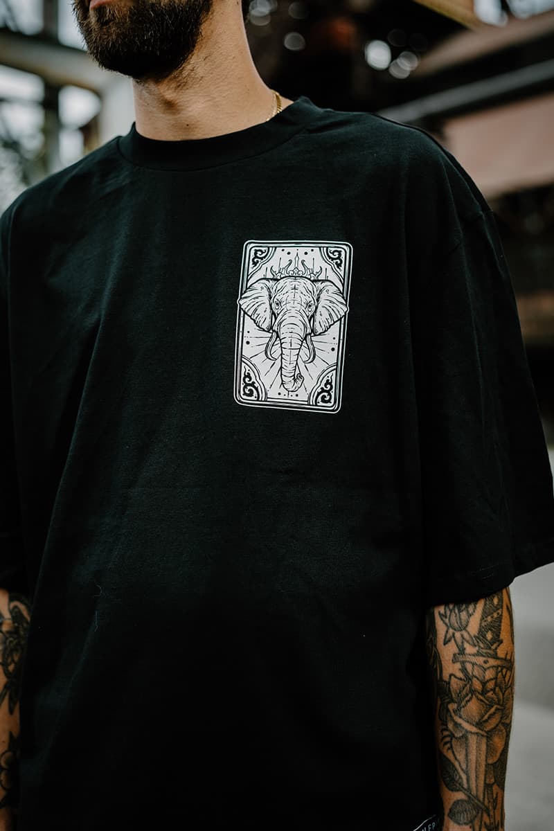 ROYAL TUSKS OVERSIZED TEE UNISEX image 9 ROYAL TUSKS OVERSIZED TEE UNISEX image 9