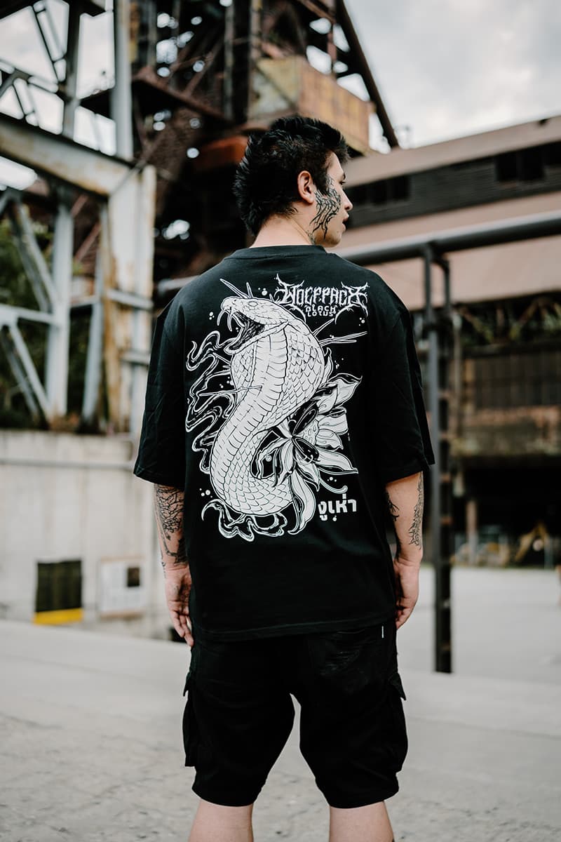 SERPENT OF SIAM OVERSIZED TEE UNISEX image 7 SERPENT OF SIAM OVERSIZED TEE UNISEX image 7