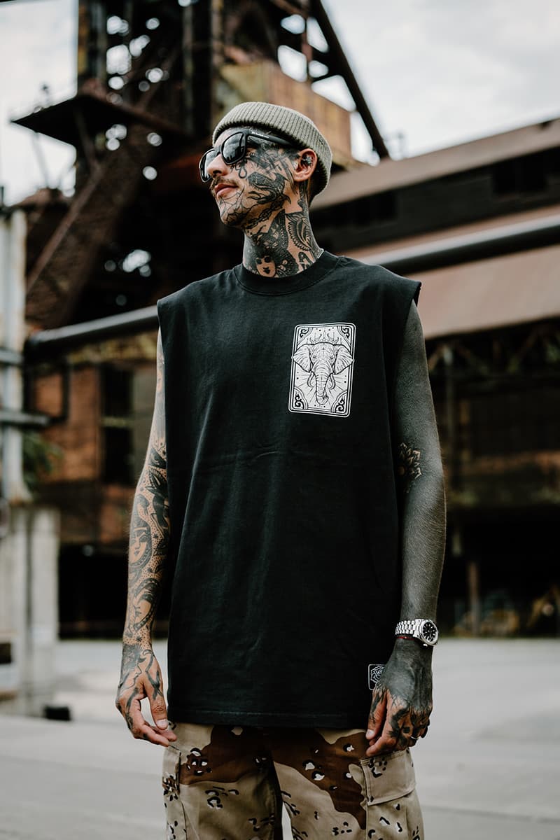 ROYAL TUSKS HEAVY FADED TANK UNISEX image 4 ROYAL TUSKS HEAVY FADED TANK UNISEX image 4