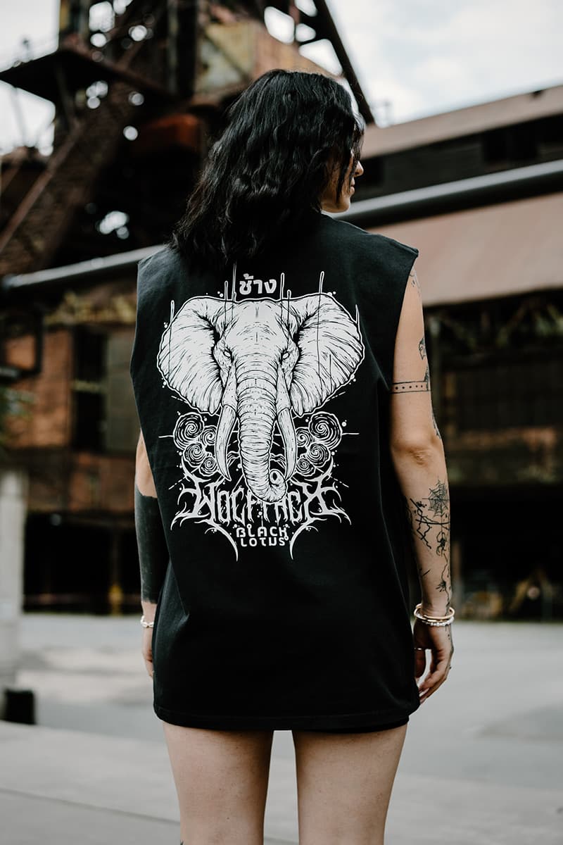 ROYAL TUSKS HEAVY FADED TANK UNISEX image 8 ROYAL TUSKS HEAVY FADED TANK UNISEX image 8