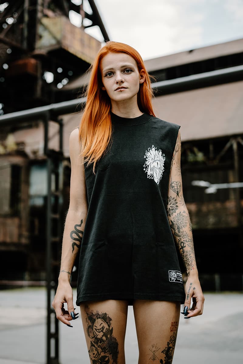 SCALES & SILENCE HEAVY FADED TANK UNISEX image 4 SCALES & SILENCE HEAVY FADED TANK UNISEX image 4