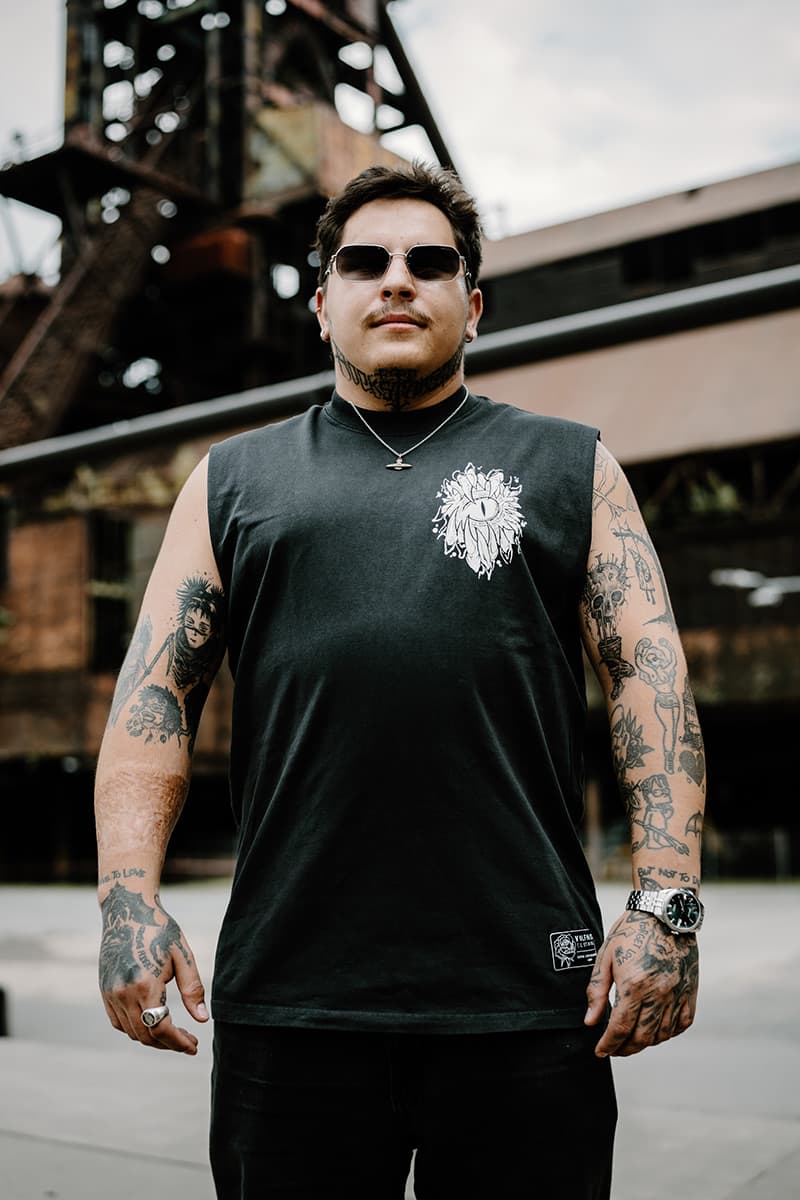 SCALES & SILENCE HEAVY FADED TANK UNISEX image 6 SCALES & SILENCE HEAVY FADED TANK UNISEX image 6