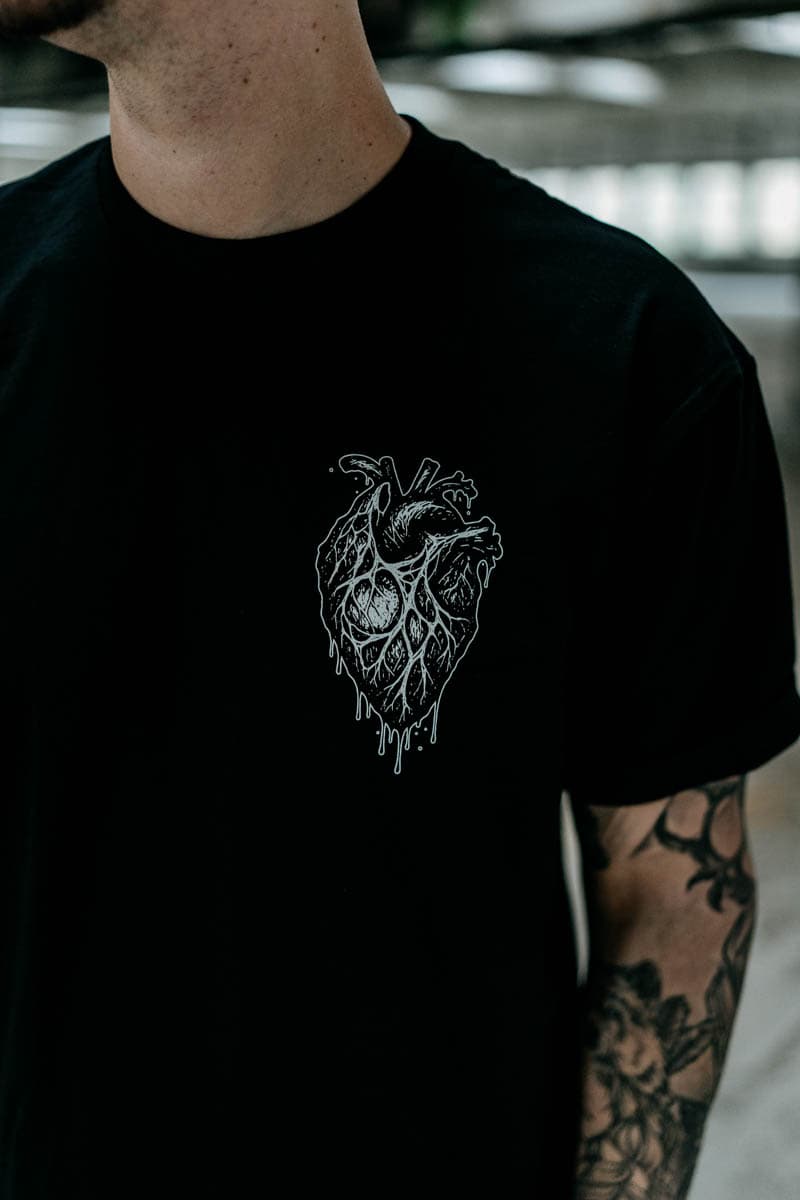 ABYSS HOUND TEE UNISEX image 4 ABYSS HOUND TEE UNISEX image 4