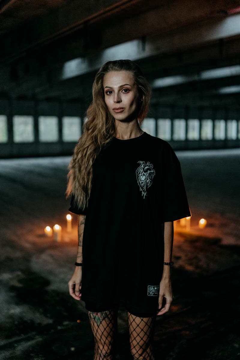 ABYSS HOUND TEE UNISEX image 7 ABYSS HOUND TEE UNISEX image 7