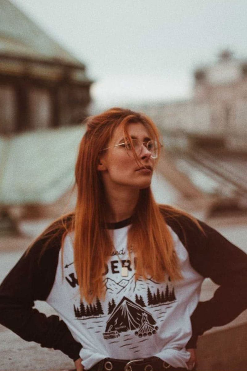 NIGHT IN MOUNTAINS RAGLAN UNISEX image 2 NIGHT IN MOUNTAINS RAGLAN UNISEX image 2