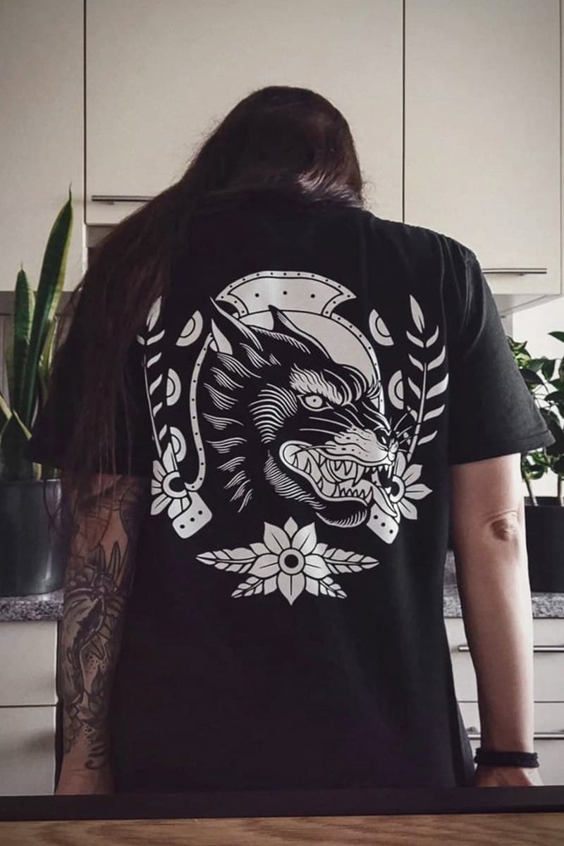 OLD SCHOOL WOLF TEE BLACK UNISEX image 2 OLD SCHOOL WOLF TEE BLACK UNISEX image 2