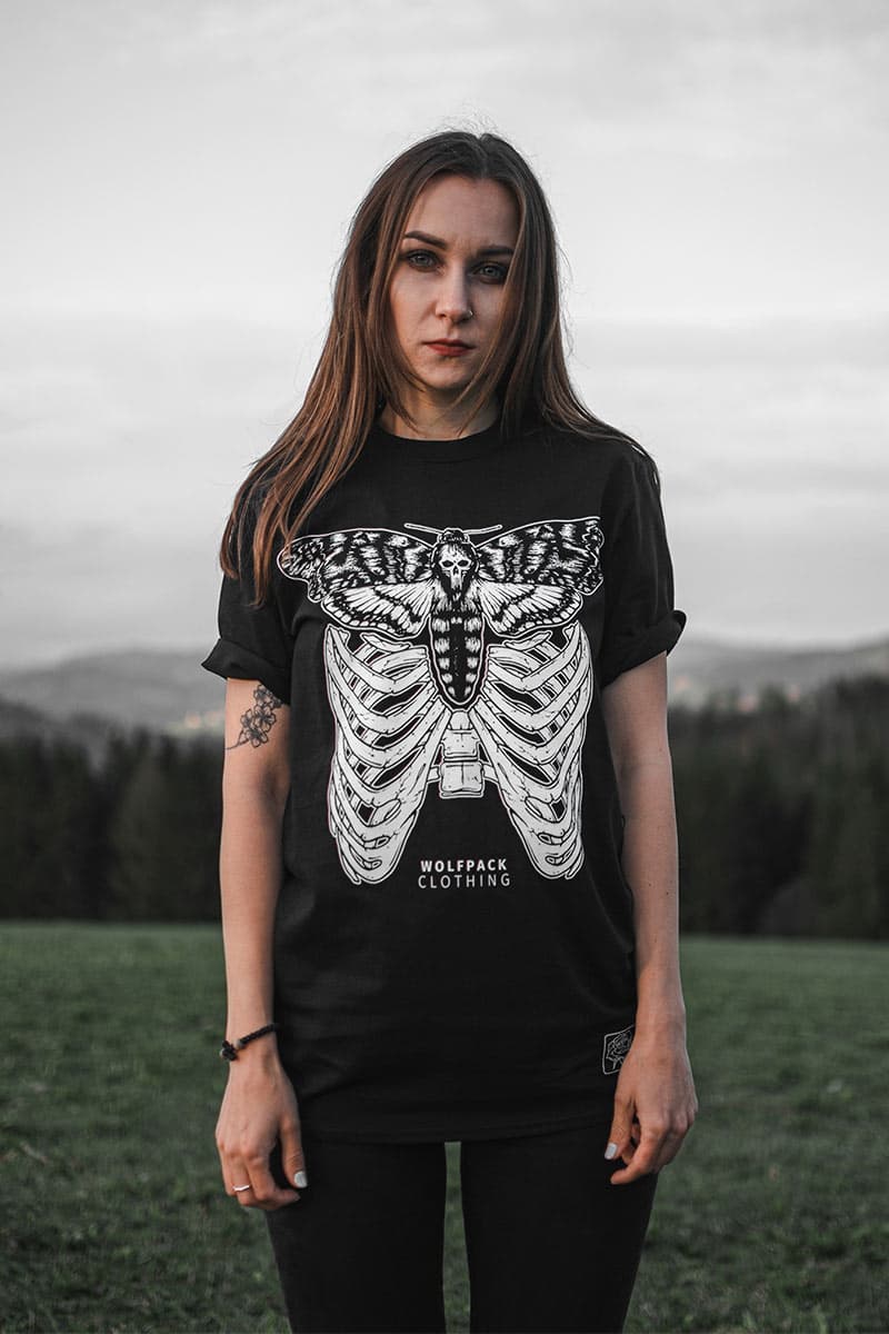 SILENT WOLVES TEE UNISEX image 5 SILENT WOLVES TEE UNISEX image 5