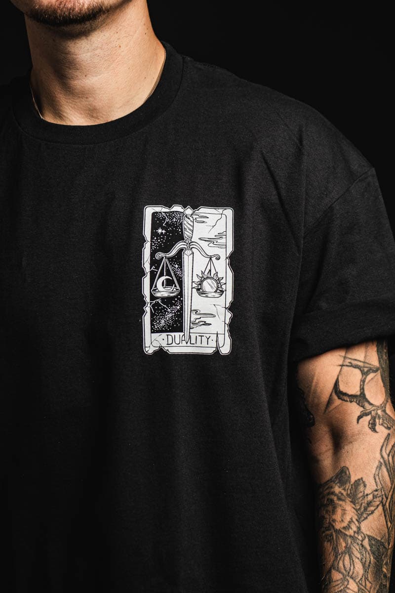 THE DUALITY TEE UNISEX image 4 THE DUALITY TEE UNISEX image 4