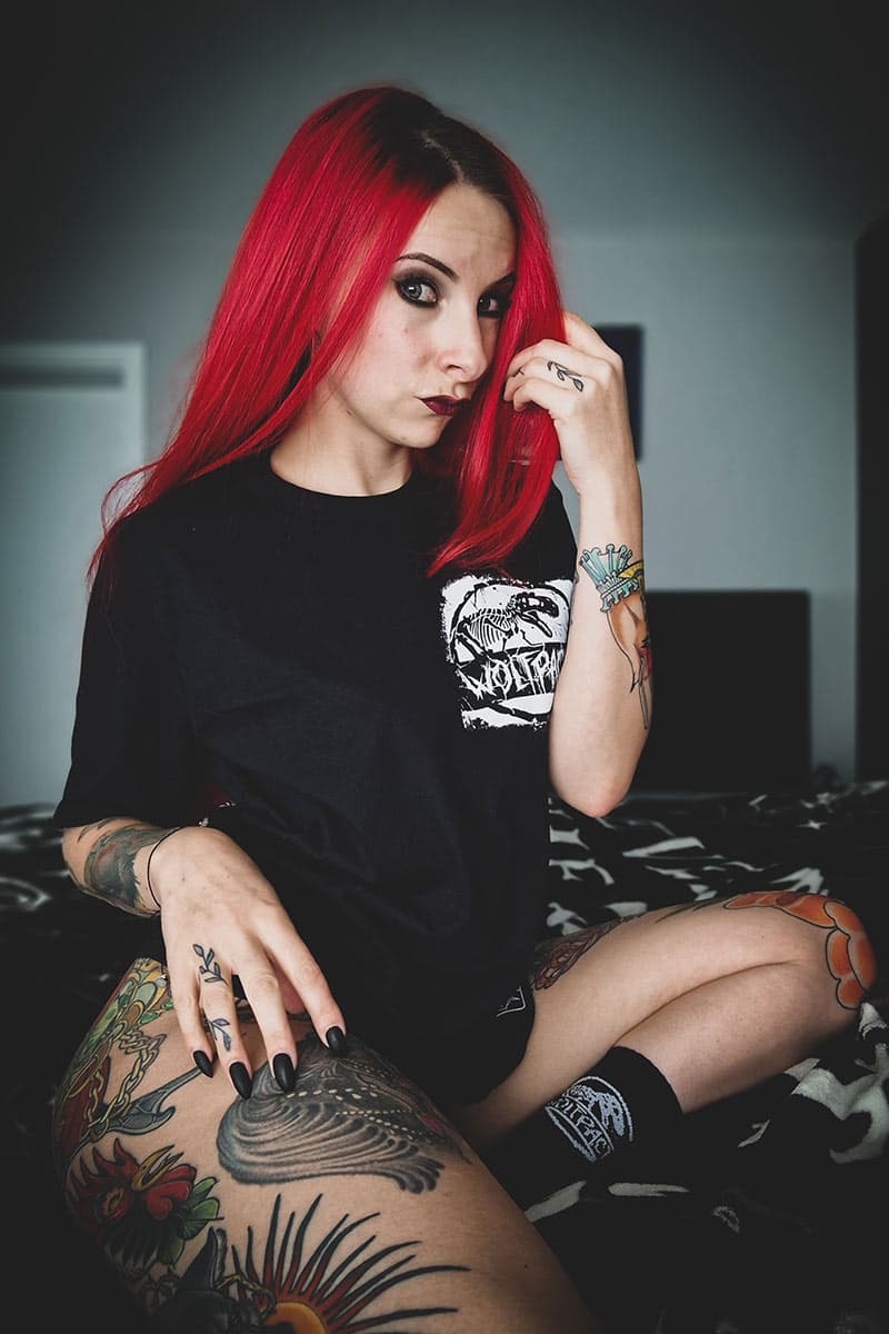 THE TYRANT TEE UNISEX image 3 THE TYRANT TEE UNISEX image 3