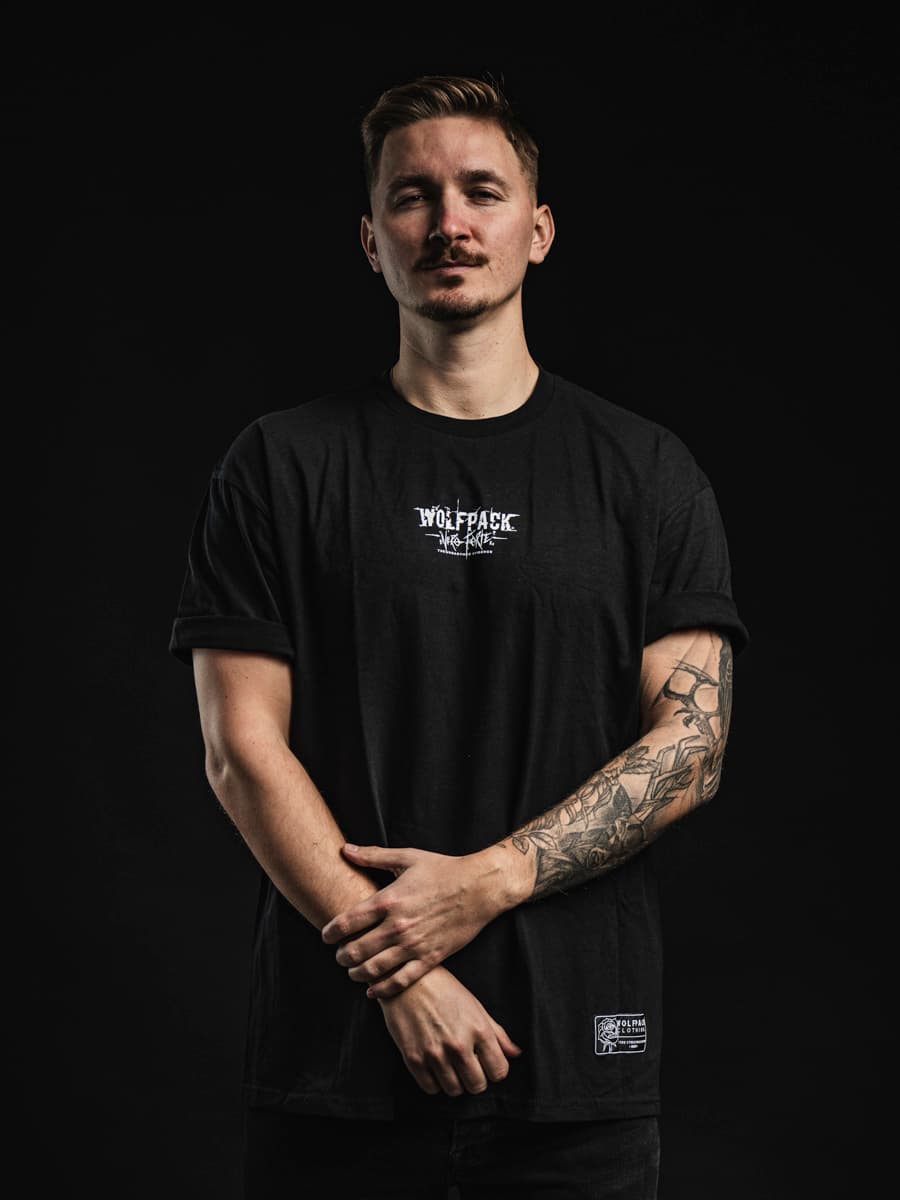 TOTEM OF DEATH TEE UNISEX image 3 TOTEM OF DEATH TEE UNISEX image 3