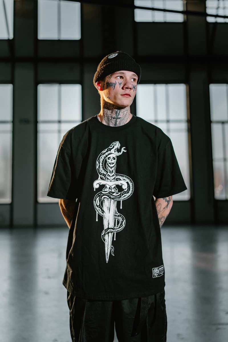 VENOM TEE UNISEX image 2 VENOM TEE UNISEX image 2